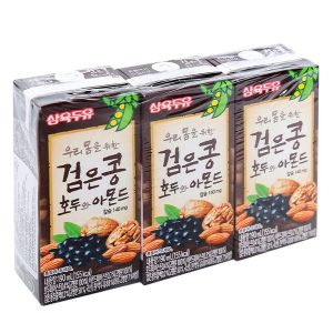NƯỚC ÓC CHÓ HẠNH NHÂN ĐẬU ĐEN SAHMYOOK – HỘP 190ML